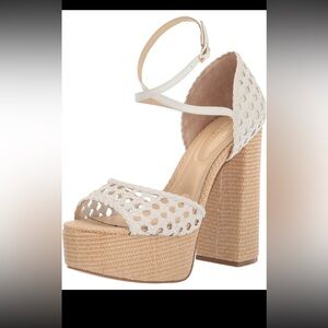 Jessica Simpson -Toe Platform Sandals